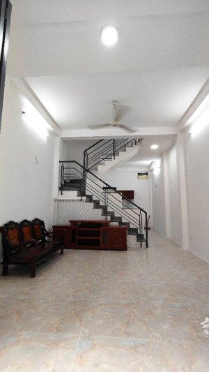 nhà đẹp ngay chợ bình thành, bình tân- 3pn -4.x t - 0917**514**739 - hẻm xe tải thông
