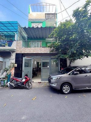 liên khu 4-5 siêu phẩm 4 tầng btct dt 102 m2- 5.5m x19m - hẻm nhựa 6m- đang cho thuê 20tr/tháng