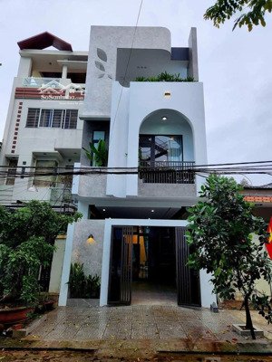 chủ cần bán gấp nhà 1 trệt - 2 lầu, tại thới hòa - bến cát