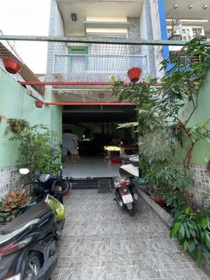 bán nhà 1 sẹc miếu gò xoài - dt 4x26m, 1 trệt 1 lầu - 3pn - hẻm nhựa 8m - giá 6,6 tỷ tl