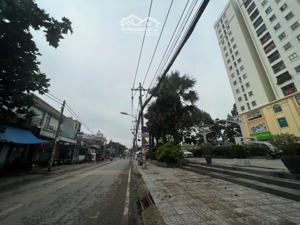 giảm 300 triệu, bán gấp nhà 80m2, đường xe hơi đầu tỉnh lộ 43 chỉ hơn 4 tỷ