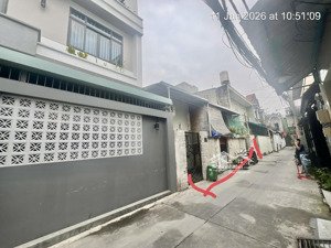 hàng hiếm! ngang 9m đường oto cửa. 72 m2 ngay đỗ xuân hợp - phước long b