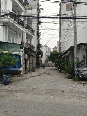 bán nhà cấp 4, mt đường số 10, thủ đức, 70m2, giá 7 tỷ