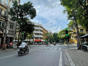 bán nhà mp nguyễn du 150m2 mặt tiền 7m, sẵn 1 sổ 1 chủ