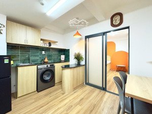 phòng căn hộ siêu đẹp 1pn pk bancon riêng số 8 sông thương quận tân bình (đối diện sân bay tsn).