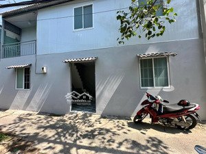 nhà 549/5 bình quới p.28 dt: 10 x 3m (2 lầu + 2pn). giá 3 tỷ