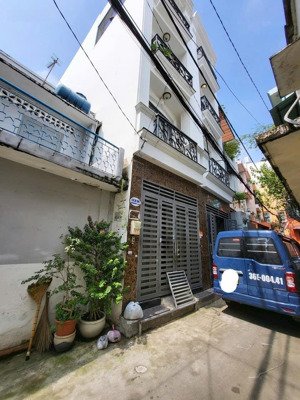 - bán nhà hxh 120/ thích quảng đức p4 phú nhuận - 41m2- 3 lầu 5pn