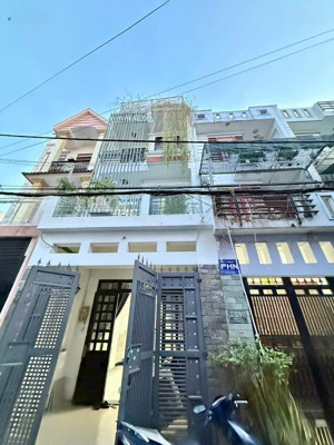 bán nhà 3 lầu,4p - hẻm ô tô đường lâm thị hố q12. giá : 5,59 tỷ