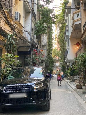 bán gấp nhà láng hạ 55m*4 tầng, 2 mặt ngõ, thông, 50m ra phố, vỉa hè, ô tô tránh, kinh doanh