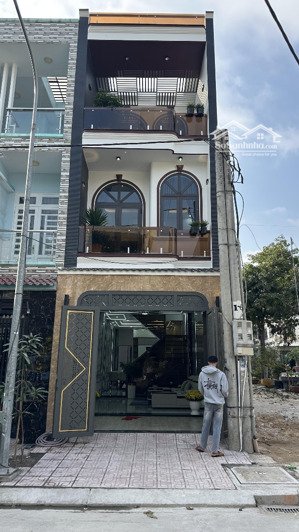 bán nhà đẹp full nội thất vào ở ngay - đường 13m có vỉa hè - p. tân đông hiệp - cách thủ đức 6km