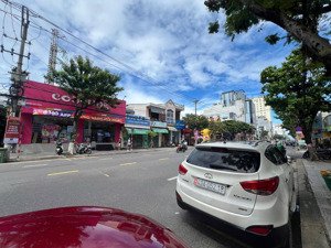 siêu phẩm 2mặt tiền nguyễn văn thoại ngang 10m trục kết nối biển mỹ khê kinh doanh sôi động sầm uất