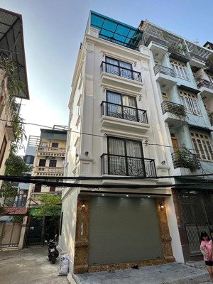 cho thuê nhà riêng phố chùa láng | 95m² x 5 tầng | nhà mới đẹp, đủ đồ | giá 25tr/th