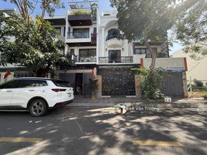 nhà kdt hà quang 2. kiểu tân cổ điển siêu đẹp. vừa hoàn thiện. giá chỉ 9tỷ