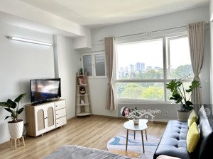 charmington cho thuê studio 35m2 full y hình, 13 triệu, view siêu đẹp nội thất còn mới