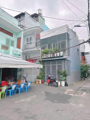 bán nhà hẻm xe hơi - 443/ lê văn sỹ q.3 - căn góc 30m2 - 1 lầu