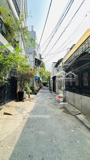 [chỉ 108tr/m2] bán nhà hxh 5m âu cơ - cc thái thị nhạn dt: 4x18m [vuông vức]. chỉ 7.8 tỷ tl