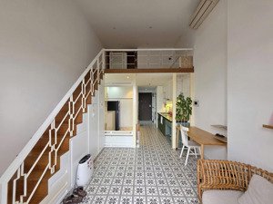 bán căn hộ 1pn 1wc full nội thất có gác lửng gần sân bay giá 2.95 tỷ bao phí trừ lại 135 triệu 35m2