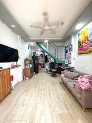 hẻm xe tải tới nhà ( diện tích 30m2 đất)