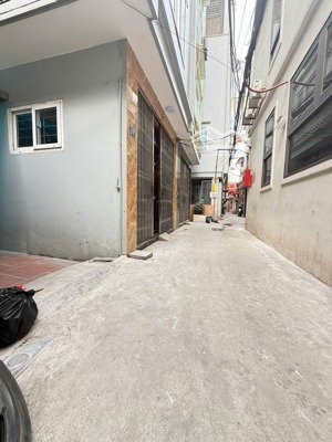 đà lạt hà nội - đại từ - nguyễn hữu thọ - hồ linh đàm- 33m2 - 5 tầng lô góc - ngõ siêu rộng - nhỉnh