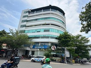 tòa nhà hầm 9tầng - mặt tiền ngay huỳnh văn bánh, pn - 15 x 28m - hđt: 400 triệu - 160 tỷ về 142 tỷ