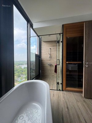 hiếm căn góc 3pn 86m2, khoáng nóng tận căn view hồ thiên nga trung tâm ecopark chỉ 7.9 tỷ.