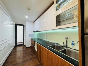 bán cc handico 33 lê văn lương, dt 97m thông thuỷ. căn góc. tell 