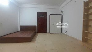 chính chủ cho thuê phòng trọ 28m2, đường nguyễn khang, yên hòa, cầu giấy, 3,3 triệu/tháng