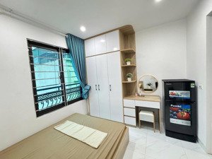 bán gấp căn hộ dịch vụ 22p khép kín phú diễn, 3 nhà ra mặt ô tô tránh, đông sinh viên