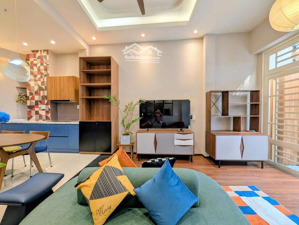 phú nhuận, nhà đẹp hẻm xh thông hồng hà, 4 tầng, 38m2, gần sân bay, cho thuê 240tr/năm, nhỉnh 8 tỷ