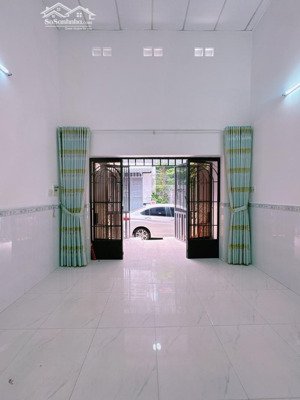 bán trong tuần, hẻm xe hơi đỗ cửa, 52m2, quang trung p8 gò vấp, trệt lầu, ba phòng ngủ, 4.1tỷ tl