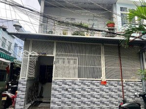 nhà 165/ tôn thất thuyết, q4, p15, 66.4m2, 2 tầng 4pn, sân đậu 6 xe, giá 4.8 tỷ