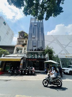 bán tòa mt đường ngô thời nhiệm phường võ thị sáu, quận 3, tp.hcm. dt:6-15m cn : 90m2. 096,7876799