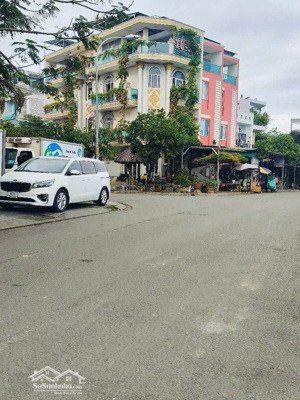 quận 8 - biệt thự 4 tầng lô góc 2 mặt tiền đường số - 9x17 - tặng nội thất sang trọng nhỉnh 11 tỷ