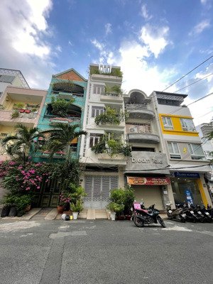 khu vip - hẻm 10m thành thái. p12. quận 10 - nhà 5 tầng ( 4,2 x 16m ) - vô ở ngay - giá 20,5 tỷ