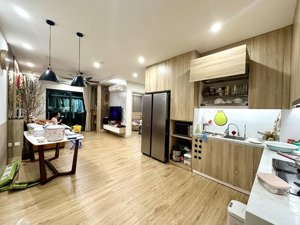 chính chủ bán căn góc hoa hậu 2pn tầng trung view hồ văn quán, pháo hoa đẹp nhất pcc1 triều khúc