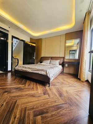 xuân la 33m2*6t thang máy, 2 mặt thoáng mở cửa, ngõ to rộng cách ô tô 20m, nhà mới đẹp ở ngay, 9 tỷ