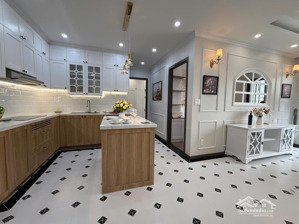 lavida plus, chuyển nhượng 74m2 giá chỉ 5,4 tỷ - full nội thất xịn, nhận nhà ở ngay. nhà trống mới