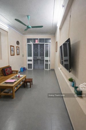 hiếm - nhà 4 tầng sài đồng - ô tô vào nhà - gần trường, chợ - nhỉnh 8 tỷ