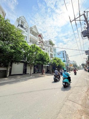 bán nhà hoàng bật đạt - tân bình- hẻm ô tô thông - 4 tầng mới lung linh vào ở ngay đón tết bính ngọ