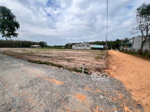 đất thổ cư thị trấn châu thành gần chợ, gần trường, xây nhà ở luôn khỏi sợ xa hàng xóm