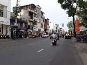 mặt tiền v.v.tần, f5, q3. 4*9.7- 4 tầng. khu kinh doanh sầm uất, giá chỉ 55 tỷ. lh: xem nhà ngay.