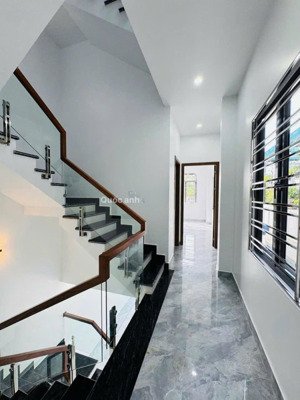 siêu phẩm nhà 6 tầng tuyến 2 lê hồng phong hướng đông bắc