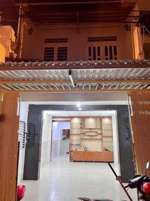 bán giá 1 tỷ 860 thương lượng nhà đang cho thuê tháng 9tr kế bên bệnh viện nhi đồng, nhà chính chủ