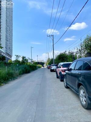 Chính chủ cần bán nhà 2 tầng hẻm xe hơi Phú Thuận Q7