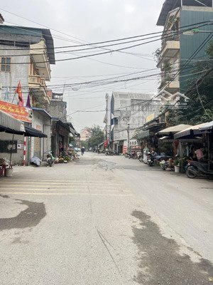 bán nhà 4t x50m mt hơn 6m cầu diễn đức diễn ô tô cách 10m lô góc 3 mặt thoáng sổ đỏ chính giá đt