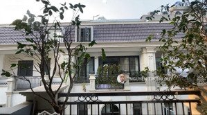 bán gấp nhà biệt thự lk tại him lam vạn phúc, hoàn thiện thang máy, 97.5m2, 10pn, 6wc giá 37x tỷ