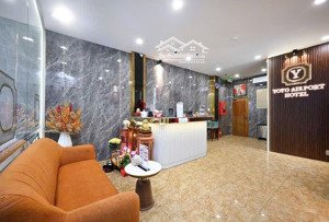 bán nhà trần quốc hoàn 87m² 6 tầng 32 tỷ dòng tiền 1.4 tỷ/năm