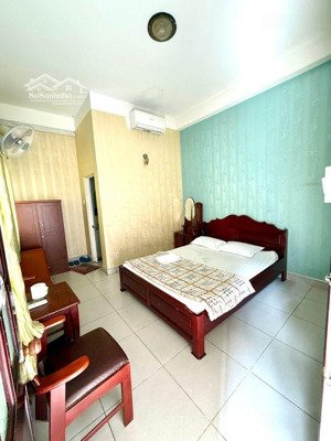 bán nhà mặt tiền đường lý phục man, kết cấu 6 tầng,dòng tiền cố định,dt 6m x 20m,giá 23 tỷ