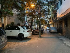 bán nhà đẹp hoa bằng cầu giấy-ngõ ô tô -phân lô dt 55m nhà 4 tầng -sổ vuông đẹp -tài chính 13 tỷ