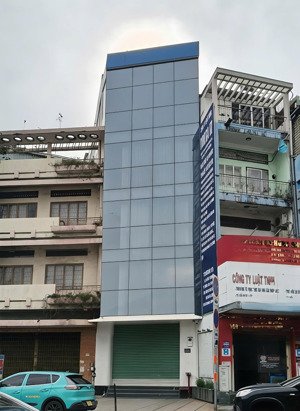 cho thuê nhà mặt tiền sư vạn hạnh, p.12, quận 10 - dtsd 500m2 - thang máy - pccc đầy đủ